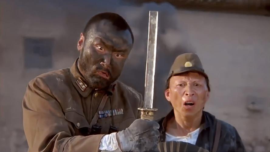 举起手来,一起喊“We+are+the+world”!+