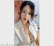 精彩瞬间斗鱼主播《奶玉火箭》19年度合集：网红{{网红名字}}的魅力颜值五官迷人，连衣裙化妆胸脯身材粉丝追捧！