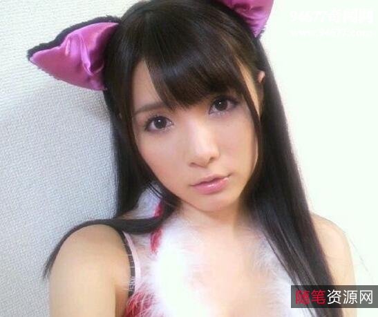 气质女神多乙：自由、自在的魅力，拥抱美丽的心情