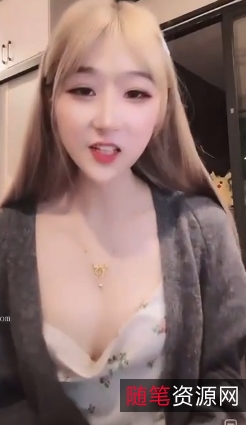 网红{{网红名字}}展示闪现最新合集140v2.8g百度云资源视频资源：时尚达人模特穿性感衣服跳舞唱歌，美艳力量改变一切！