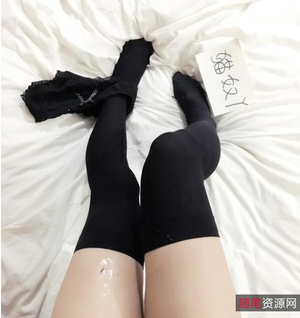 斗鱼火爆！抖M罗莉有尺度合集，幼齿高中妹子刺激指教，点击率破天！