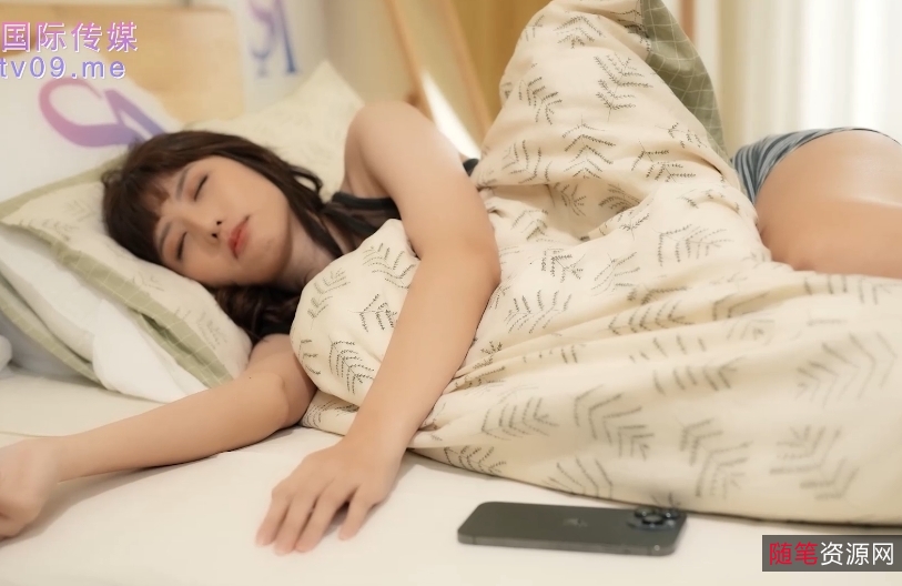 科幻剧情TWA001：一觉醒来我变女生啦，1080P原版，老铁验身、褪去、玩弄！