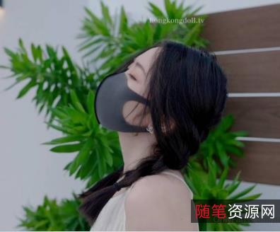 欣赏火爆P站网红玩偶姐姐HongKongDoll的海岛生活：精致容颜、性感穿着、活泼可爱、蜜桃臀、女在上、夹吸榨汁、射bao鱼等等。《网红玩偶姐姐HongKongDoll的海岛美好生活》