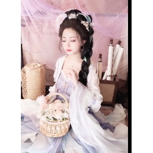 爆机少女喵小吉：古董店人偶双子的最强冰雪组合，实现自我价值的72小时