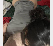 新婚精选：南京女主被男人教育，蜜桃臀青青草原五官