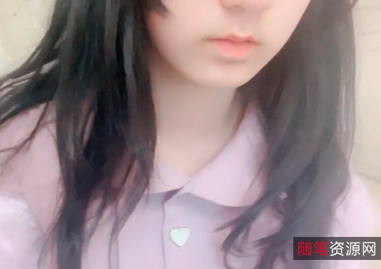网红小银狐美少女气质清纯楚楚动人，婴儿肥皮肤棒狡猾