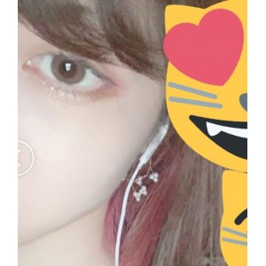 某推平台日本小姑娘poommoop的高颜值视频写真照片，精选身材，温柔耐看！