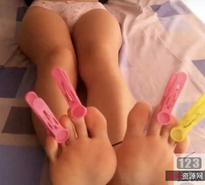 网红龚倩莹渣男新闻事件：私照浮力姬熟练道具紫薇身材与男友的愉悦