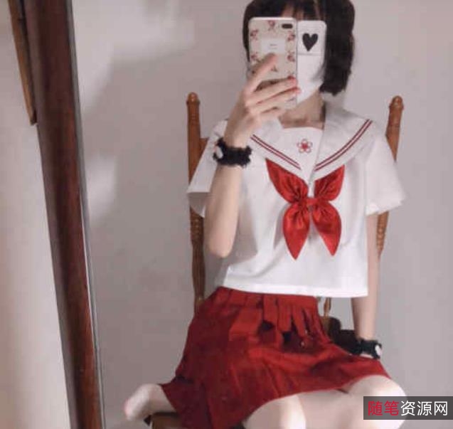 欣赏小结巴猫耳朵合集：网红小结巴穿梦幻可爱、时尚性感装扮，带你走进二次元世界！