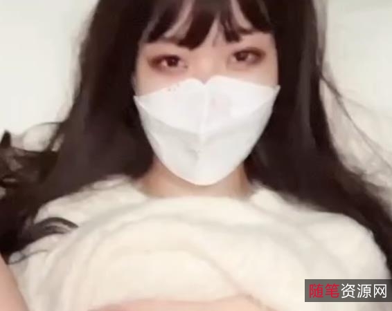 《米娜学姐最新角色扮演：紫薇勇敢追求梦想的故事》