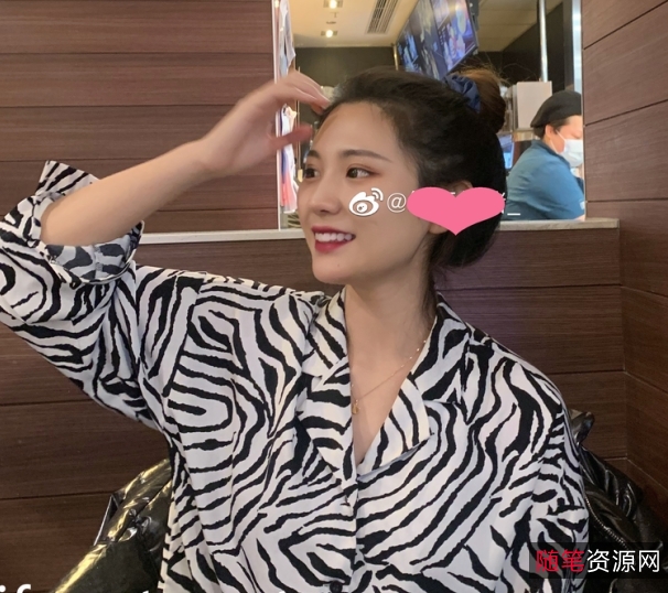 《小楠：一位拥有梦想的校花，活出精彩的青春！》