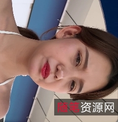性感白色比基尼：长腿翘臀美女视频