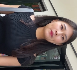 粉色紧身裤翘臀长腿美女视频，百度云下载