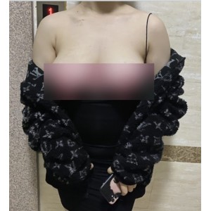 叱咤江湖，超人气男神约P大神！00后抖M风格多金富二代欲望妹子，技术xing奴雌性狗子指教roulin金钱力量！