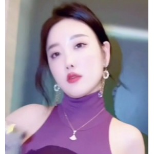 杨晨晨拍摄紧身包臀短裙花絮视频