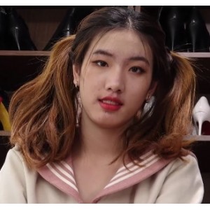 转载搬运的Ayan双马尾超短裙棉袜裸足1V1.2G百度云资源百度盘