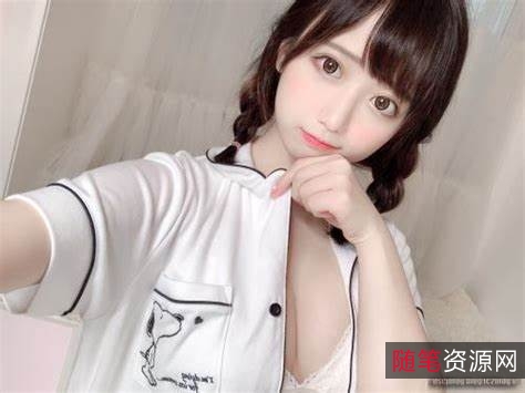 1.高颜值主播球球的精选作品集2.抖音主播球球的魅力展示：丰乳胖臀可爱酱3.球球主播的宝藏直播：光“阴”礼物大放送4.球球主播的直播秀：胖臀丰乳魅力无限5.球球主播的精彩直播：宝藏礼物bao鱼不可错过