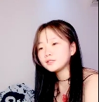 风情万种小妹双头道具互相运动，美妙境界喷泉呻吟不止