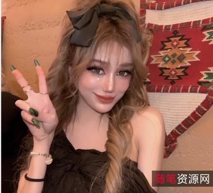 115V-2.1G颜值巅峰！抖音混血网红TS-贝拉私拍福利