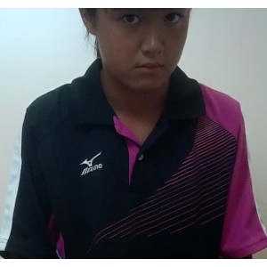 暑假来训练的学妹网球视频