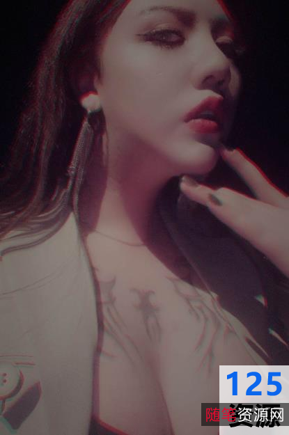 限时特惠韩雅茜推特网红作品集合-52P38V2.4G