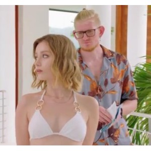 BLACKED自由国纹身姐姐伊娃唯美模特短发高清压缩版观看