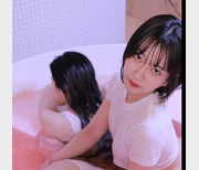 LeeYeonwoo霸榜资源，4k原画质，浴缸湿身诱惑，姐姐颜值S级