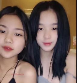 稚鸟系列：女学生自拍30分钟，帅哥漏脸，姐姐身材惊艳