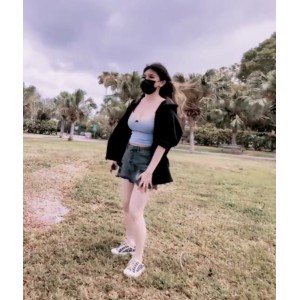 大罩杯福利姬小水水132v77.8g合集，收藏百度ED2Kjdsy-033