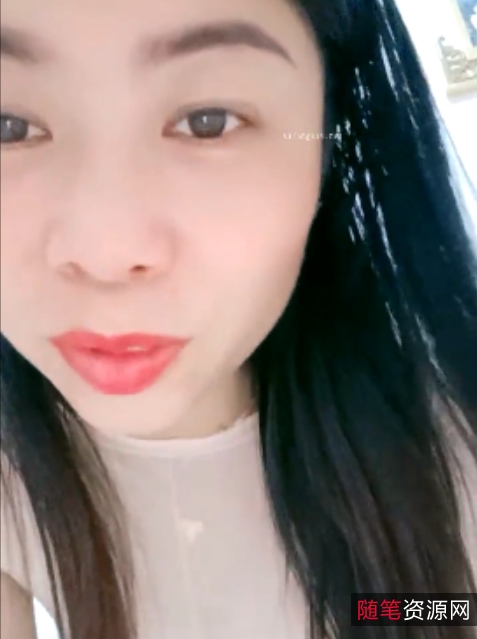 农村骚妇户外裸奔跳弹狂震水花喷2.6G