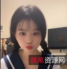 娇小学生服装：粉嫩呈现的有趣时尚