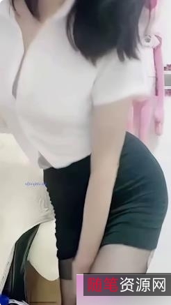 斗鱼现役女主播鱼鱼不甜作品三部