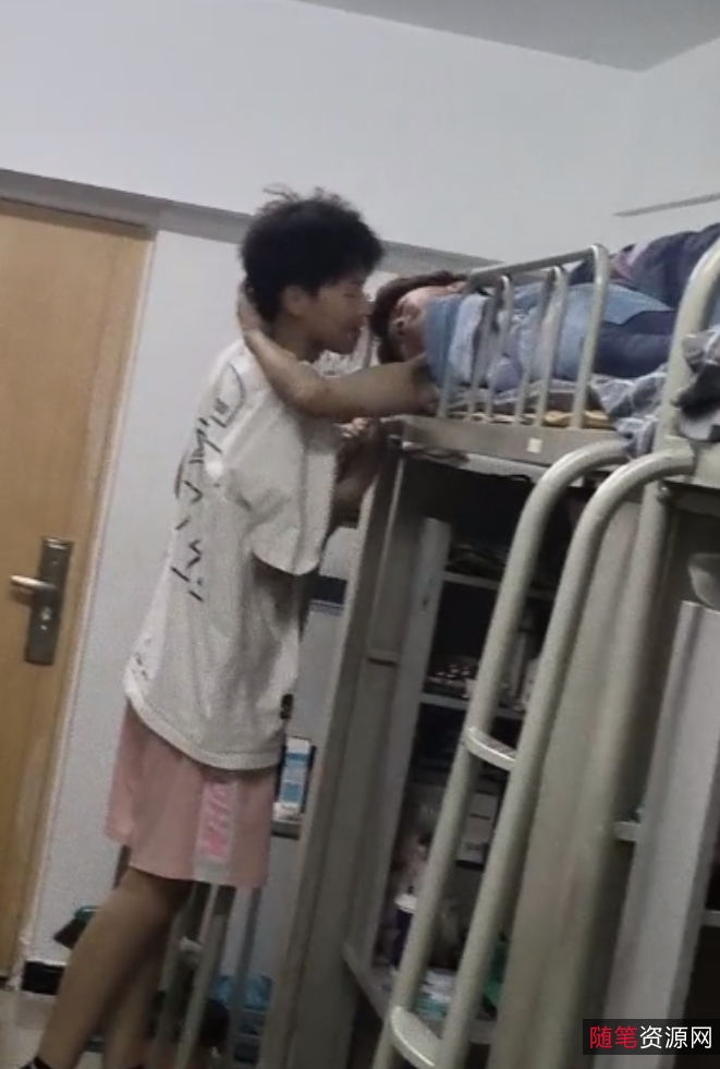 Lisa疯马秀视频自行打包合集，最近吃瓜大放送！