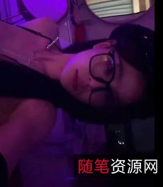 优质女神32V-306M：S~浪~贱自拍短视频露脸，身材颜值完美！