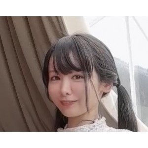 YUA：营地之战岛国女星1V-1.2G自拍作品，27分钟S-M制作，下载观看火爆身材