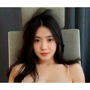 《热舞小姐姐刘浩存自拍福利姬》