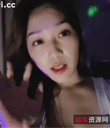 swag女主dorisbebe露车灯比基尼视频精选，H杯女神惊艳直播