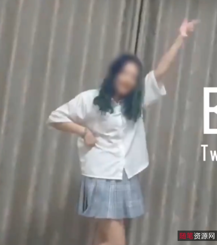 查小理户外勾引路人30.4g合集，百度ed2k桃桃丸子