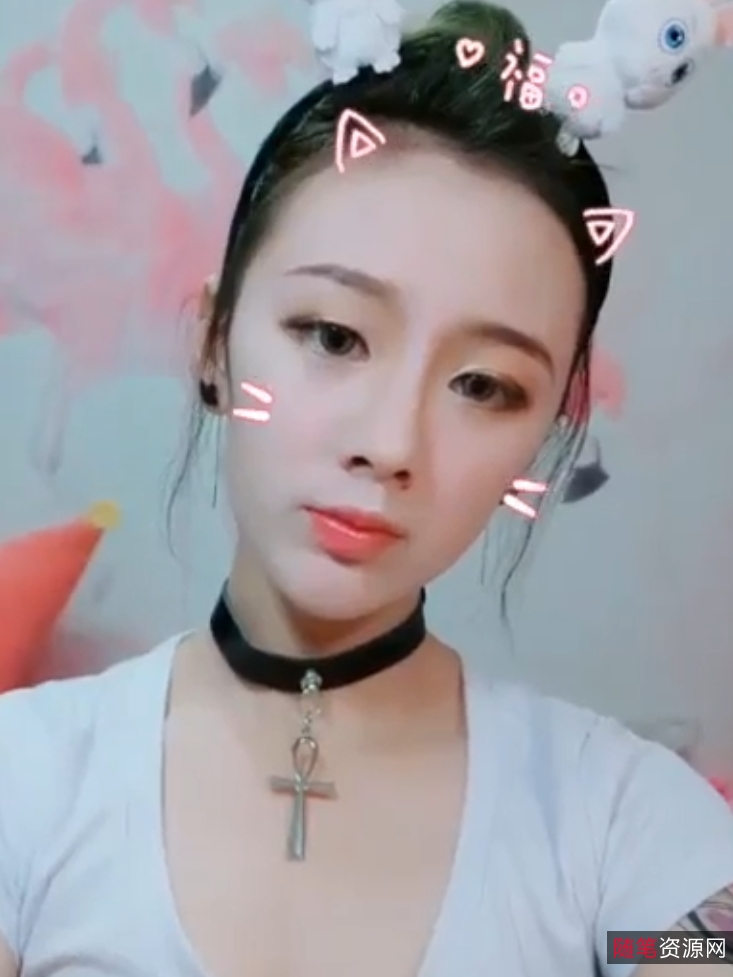 网红主播私人玩物七七炸柠檬新玩法230v114g，老资源百度ED2K收藏补充视频丰富多彩