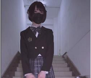 曦曦xixiyaxixi1最新五月合集：2V视频，726m，大胆伪娘打野身材必看