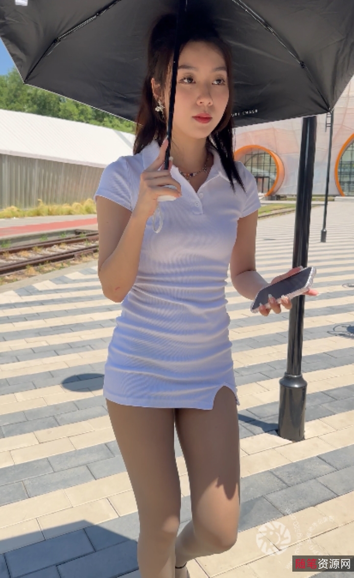 神秘主角自购街拍丝袜4k画质1V26.5G百度云资源