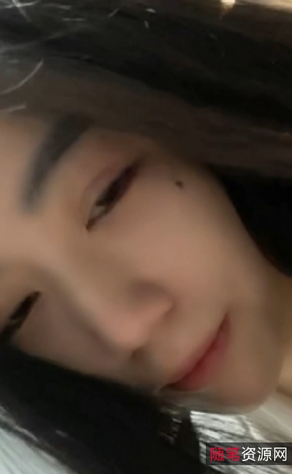 抖音甜美女大学生欣梦然6v4.9g:清新自然,收藏破百,百度搜一搜