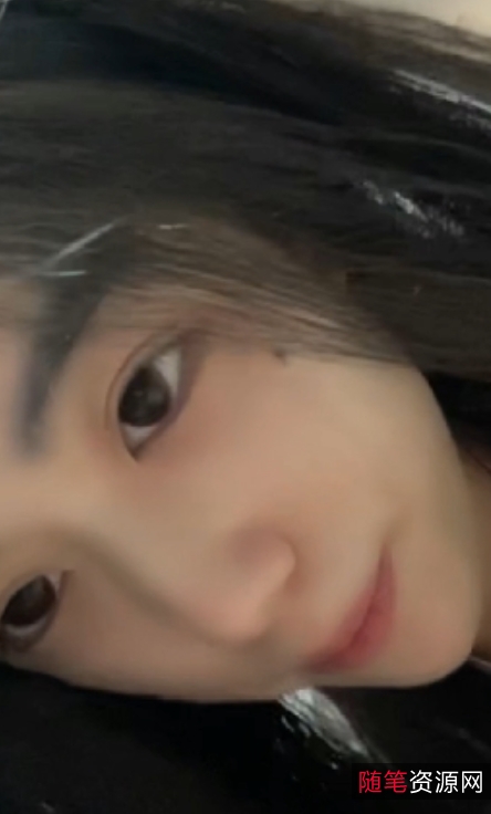 抖音甜美女大学生欣梦然6v4.9g:清新自然,收藏破百,百度搜一搜