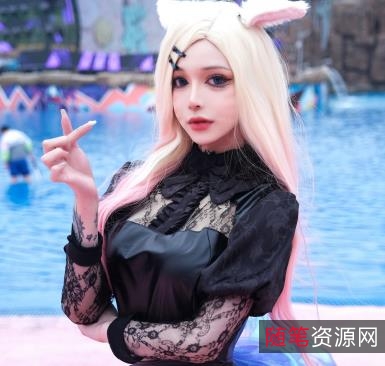 某推网红TS酱酱：黑丝白丝渔网小香肠作品资源14个视频