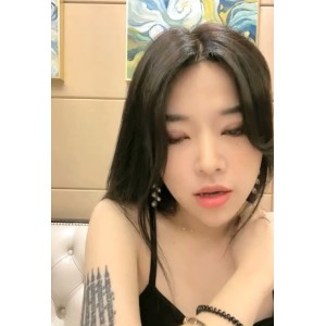 大罩杯美腿主播艺术小雅最新合集10.2G，精彩直播收藏