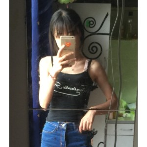 快手高挑学生桑梦珍最新合集28V8.12G，上海生活自拍