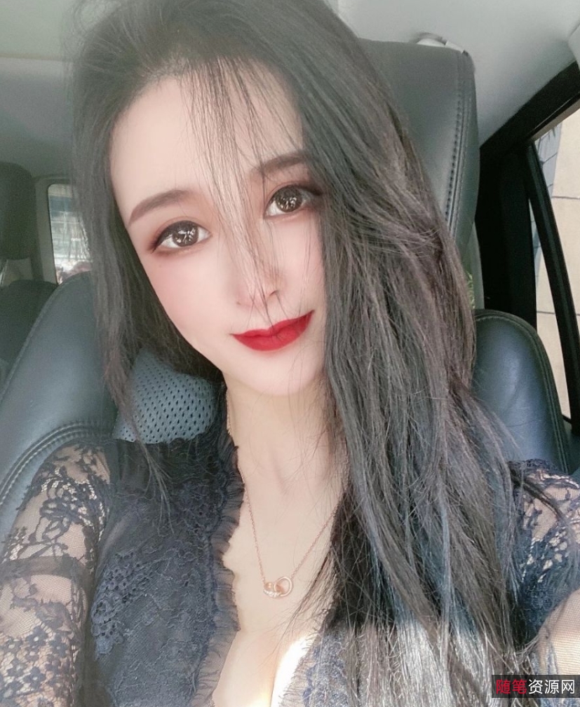 真实空姐迷人蔓CC私拍合集31V1.86G，真实记录魅力生活