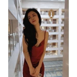 真实空姐迷人蔓CC私拍合集31V1.86G，真实记录魅力生活