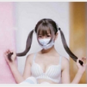 类型+平台+形容+液液酱YeYe合集+视频数量+大小网络搞笑合集液液酱YeYe最新合集10V2G，幽默日常与挑战