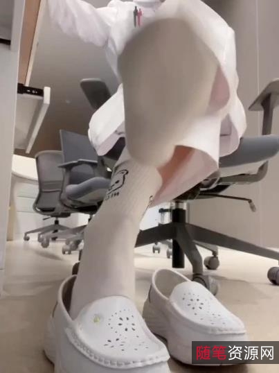 小脚妹私藏足艺足送短片合集52v516M全网